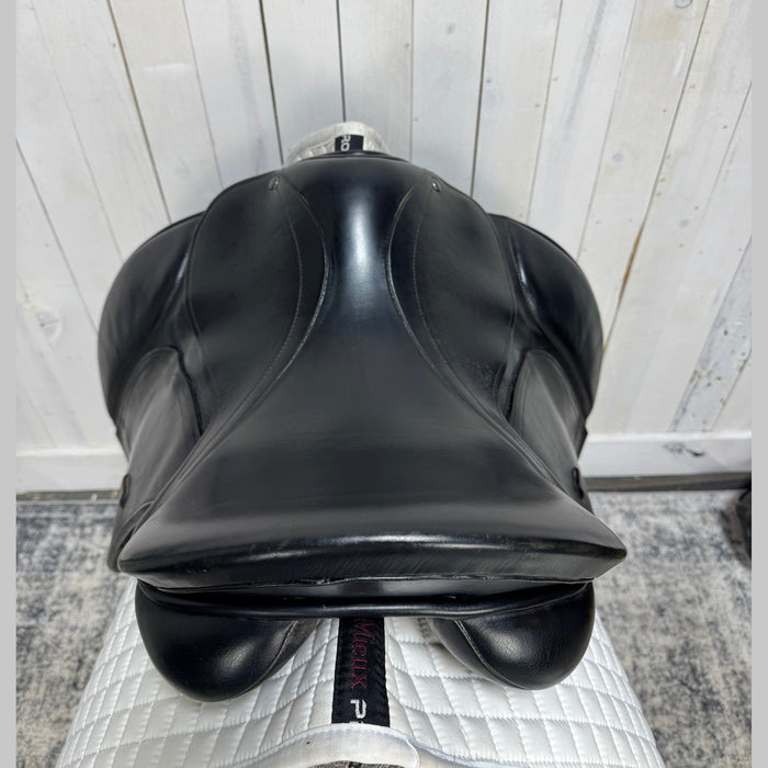 CONS-3478 17.5" Medium Tree County Perfection Dressage Black
