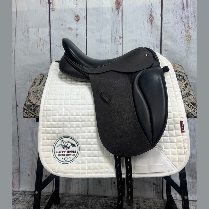 Black Country 17.5" Medium Wide Tree Eden Dressage Serge Brown with Grey Welting