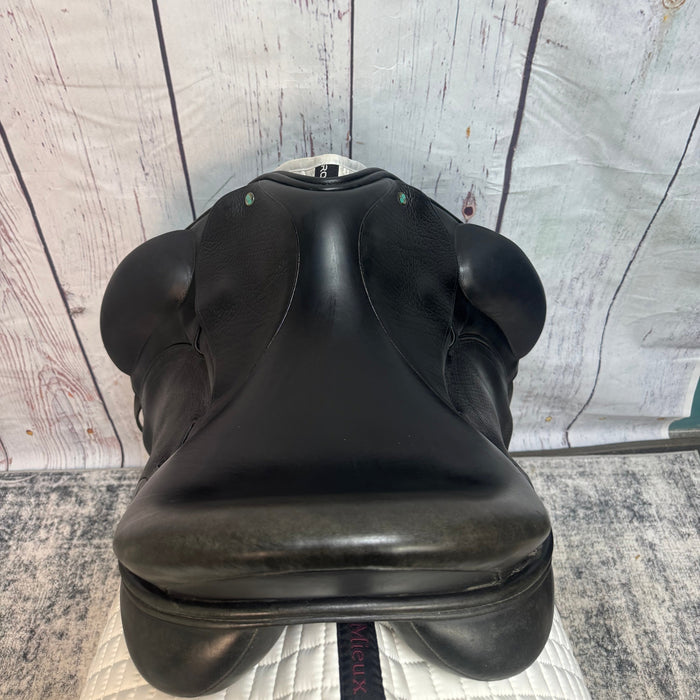 CONS-3459 18" Medium Wide Tree Takt TSD-10 Monoflap Dressage Black