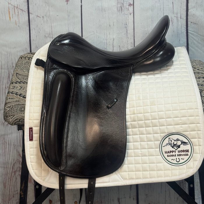 CONS-3457 17.5" Medium Tree County Perfection Dressage Brown