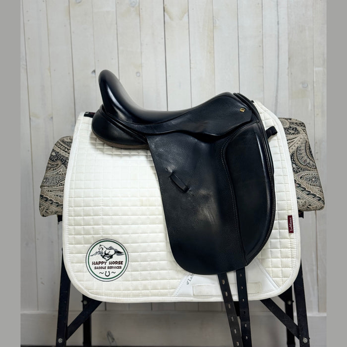 CONS-3475 17.5" Medium Wide Tree Black Country Eloquence Dressage Black