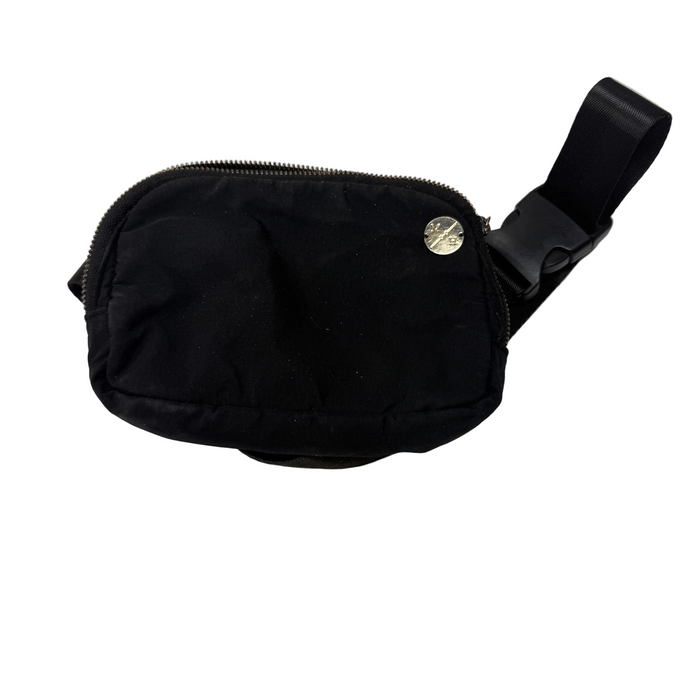 CNT 3049W M&H Treat Bag Black