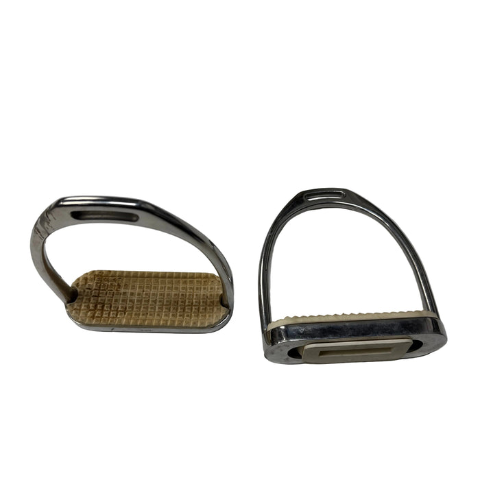 CNT 3081P Stirrup Irons 4.25"