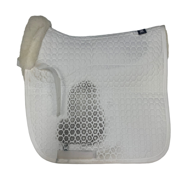 CNT 2898X Mattes Sheepskin Dressage Pad White