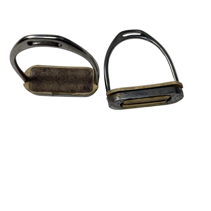 CNT 2913I Stirrup Irons Sand Paper Padding 4.25"