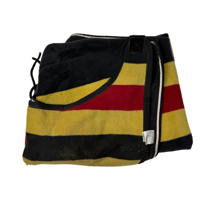 CNT 3140B Fleece Quarter Sheet Navy/Red/Yellow 59"