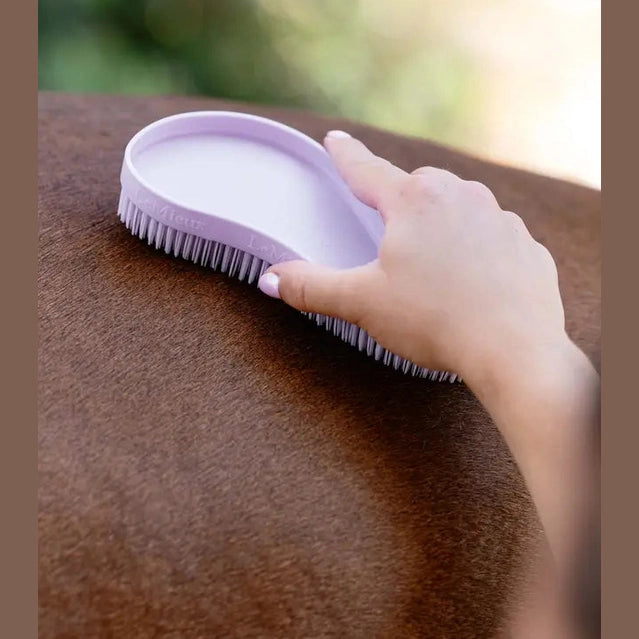 LeMieux Wizard Brush